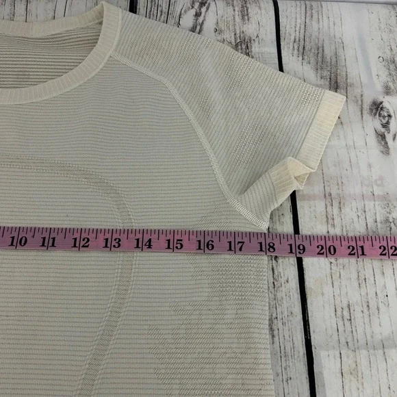 Lululemon Swiftly Tech Short Sleeve Cream White Athletic Shirt Size 12 - Picture 8 of 11